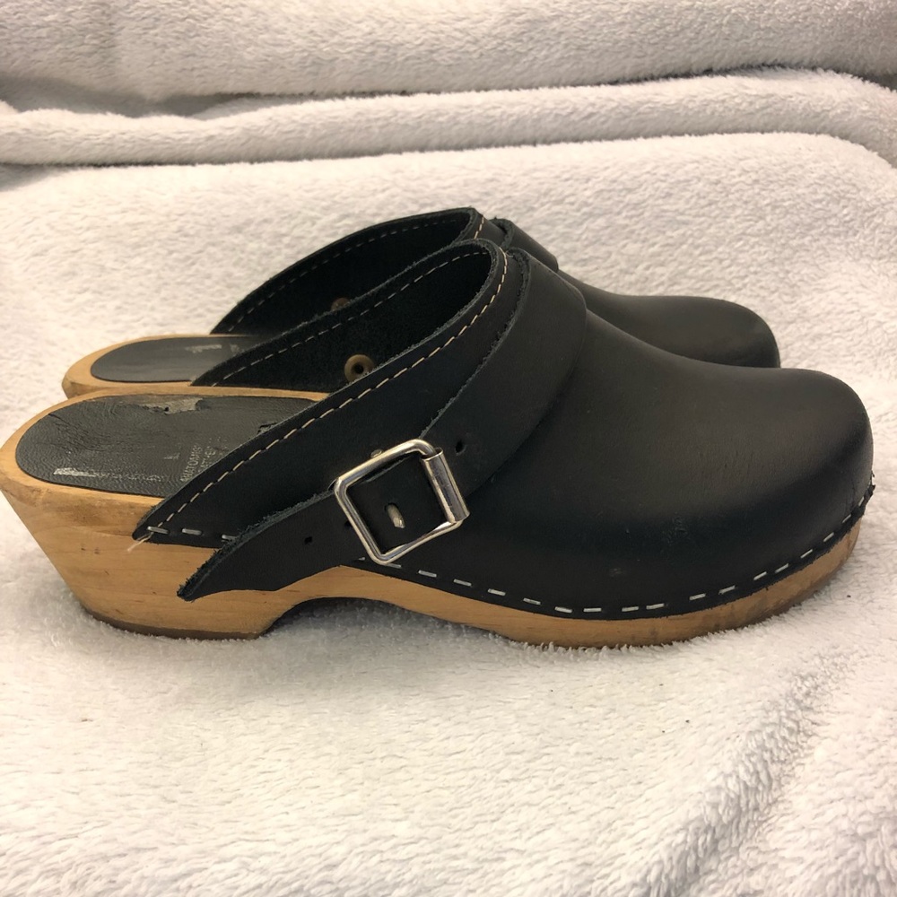 Mia clogs